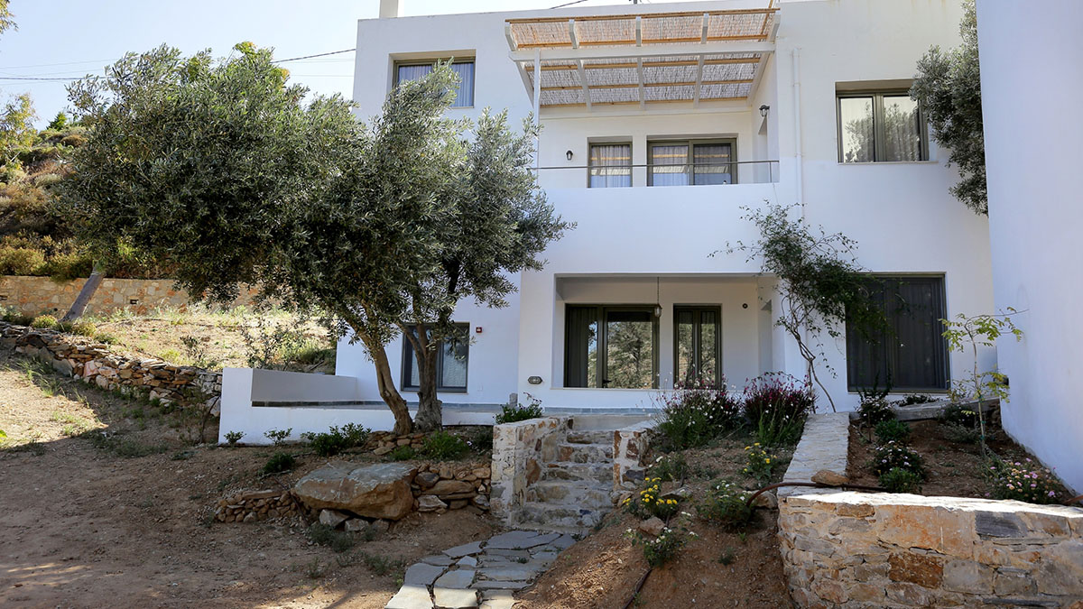 Villa with View (Villa Alpha)